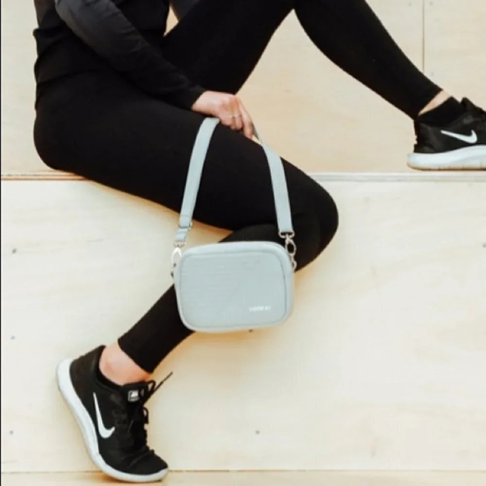 Vooray crossbody - Picture 4 of 10